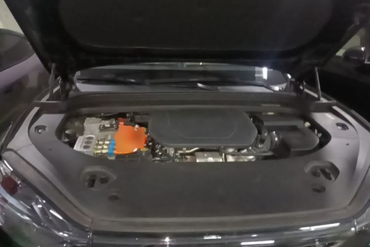 Used Hima AITO M9 2025 Extended-Range Ultra Version 52 kWh 6-Seater Engine Bay