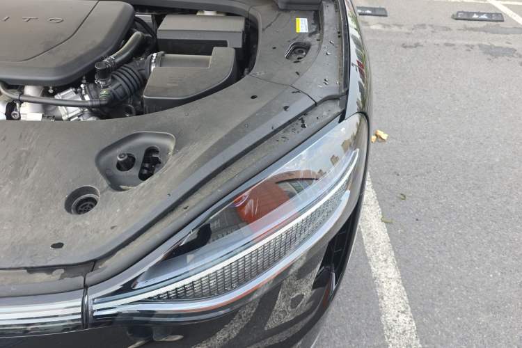 Used Hima AITO M9 2025 Extended-Range Max Version 52 kWh 6-Seater Edition Engine Bay Left