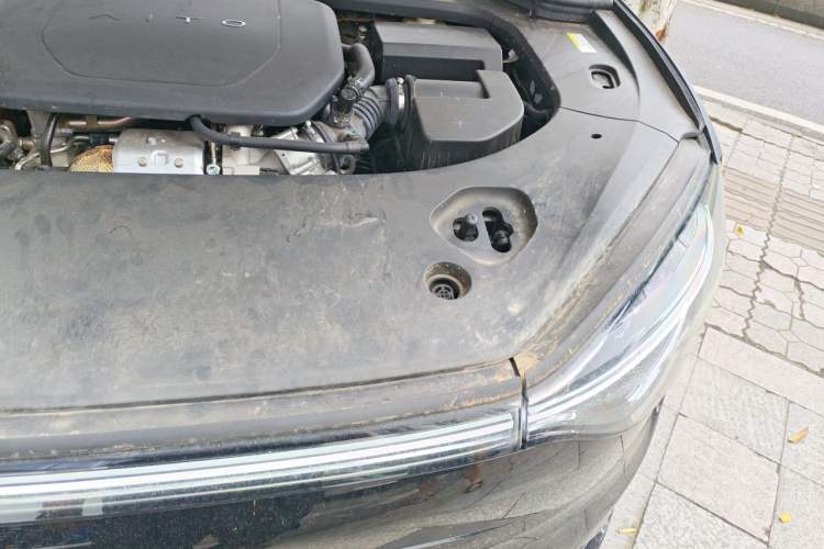 Used Hima AITO M9 2025 Extended-Range Ultra Version 52 kWh 6-Seater Engine Bay Left