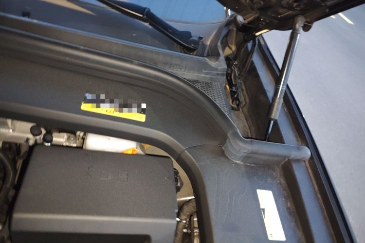 Used Hima AITO M9 2025 Extended-Range Max Version 52 kWh 6-Seater Edition Engine Bay Left