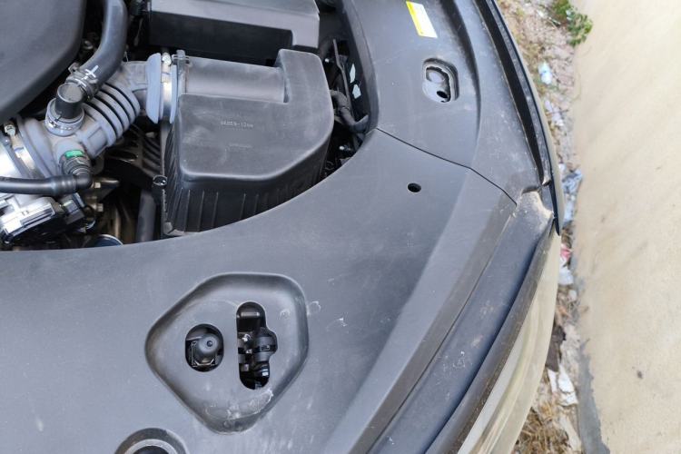 Used Hima AITO M9 2025 Extended-Range Max Version 52 kWh 6-Seater Edition Engine Bay Left