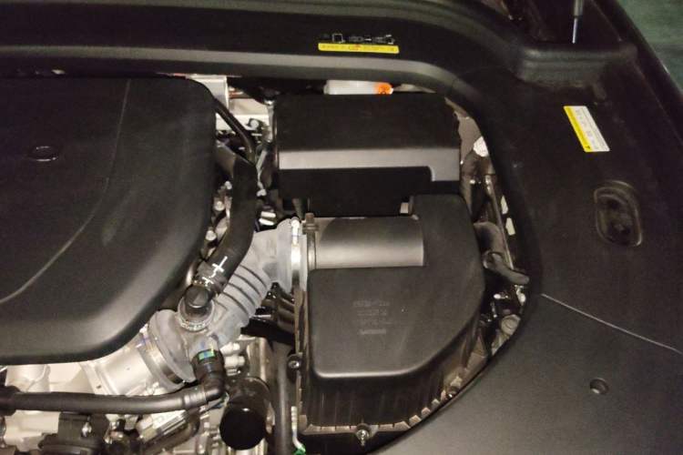 Used Hima AITO M9 2025 Extended-Range Ultra Version 52 kWh 6-Seater Engine Bay Left