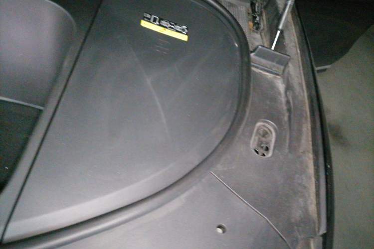 Used Hima AITO M9 2025 Pure Electric Ultra Version 100 kWh 6-Seater Model Engine Bay Left