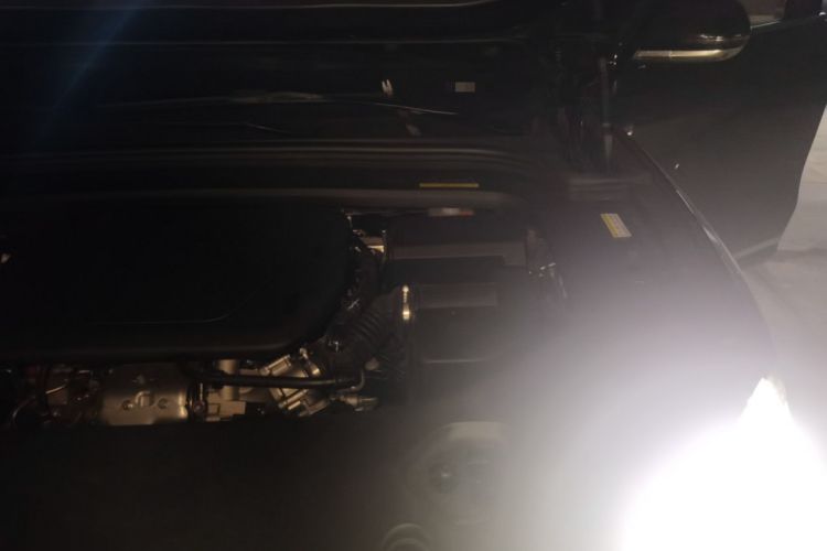Used Hima AITO M9 2025 Extended-Range Ultra Version 52 kWh 6-Seater Engine Bay Left