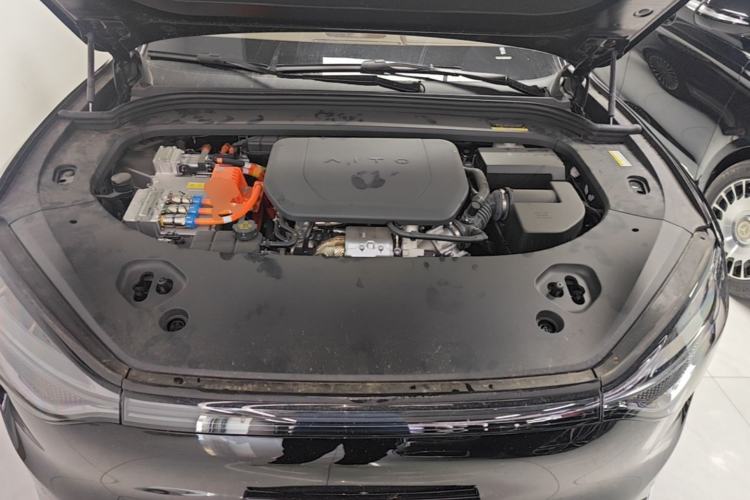 Used Hima AITO M9 2025 Extended-Range Ultra Version 52 kWh 6-Seater Engine Bay