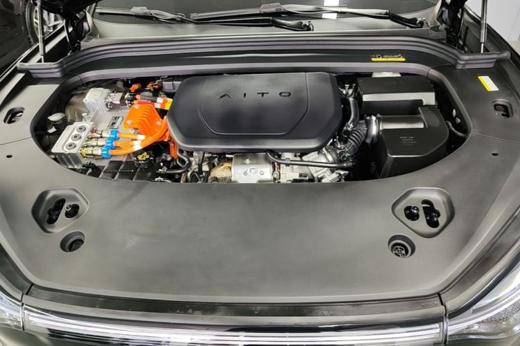 Used Hima AITO M9 2025 Extended-Range Ultra Version 52 kWh 6-Seater Engine Bay