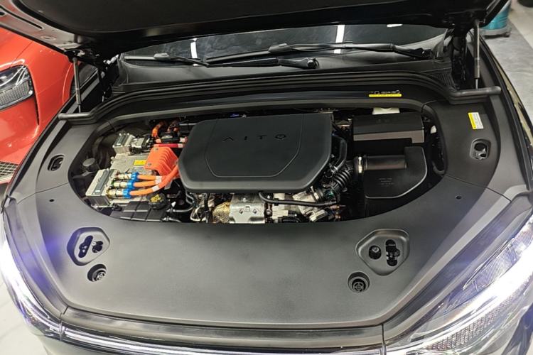 Used Hima AITO M9 2025 Extended-Range Ultra Version 52 kWh 6-Seater Engine Bay