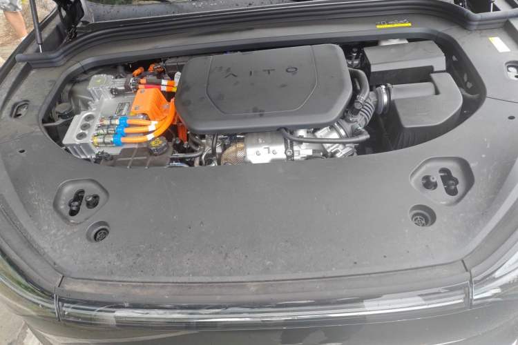 Used Hima AITO M9 2025 Extended-Range Ultra Version 52 kWh 6-Seater Engine Bay