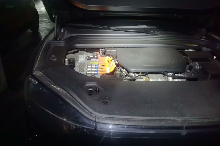 Used Hima AITO M9 2025 Extended-Range Ultra Version 52 kWh 5-Seater Edition Engine Bay Right