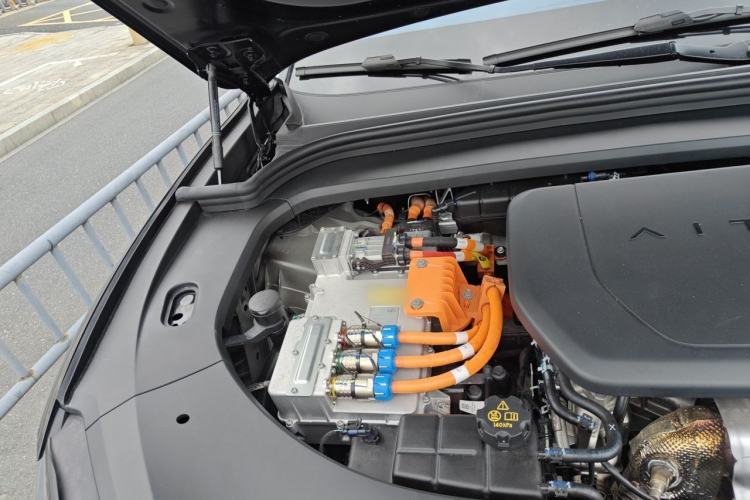 Used Hima AITO M9 2025 Extended-Range Ultra Version 52 kWh 6-Seater Engine Bay Right