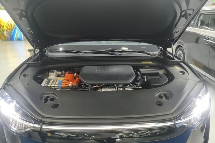 Used Hima AITO M9 2025 Extended-Range Ultra Version 52 kWh 6-Seater Engine Bay