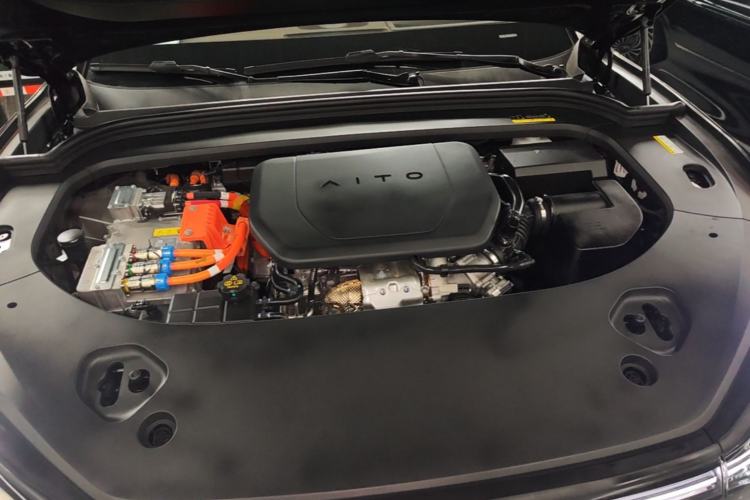 Used Hima AITO M9 2025 Extended-Range Ultra Version 52 kWh 6-Seater Engine Bay
