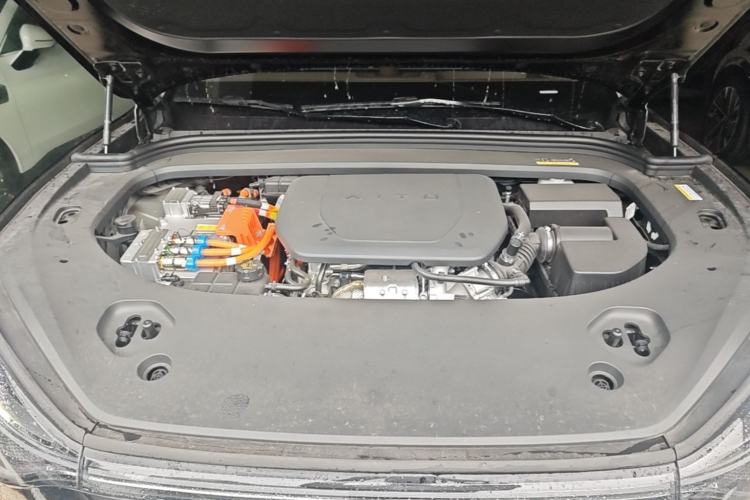 Used Hima AITO M9 2025 Extended-Range Ultra Version 52 kWh 6-Seater Engine Bay