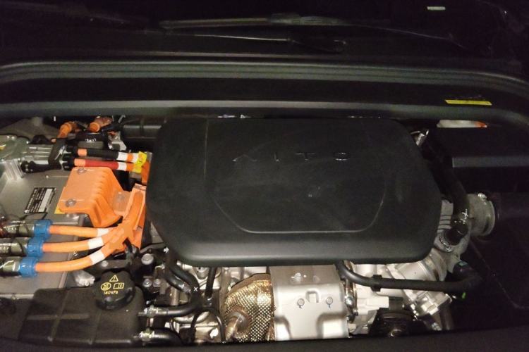 Used Hima AITO M9 2025 Extended-Range Ultra Version 52 kWh 6-Seater Engine Bay