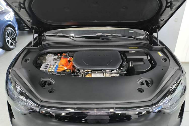 Used Hima AITO M9 2025 Extended-Range Ultra Version 52 kWh 5-Seater Edition Engine Bay