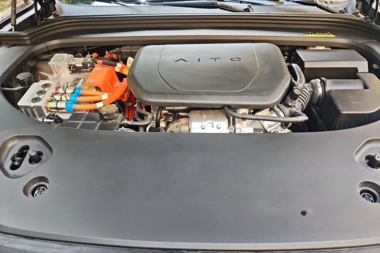 Used Hima AITO M9 2025 Extended-Range Ultra Version 52 kWh 6-Seater Engine Bay