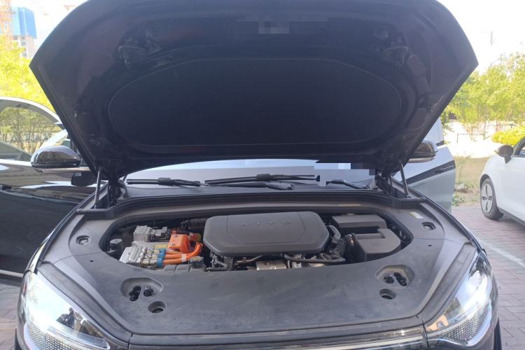Used Hima AITO M9 2025 Extended-Range Ultra Version 52 kWh 6-Seater Engine Bay