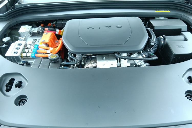 Used Hima AITO M9 2025 Extended-Range Ultra Version 52 kWh 6-Seater Engine Bay