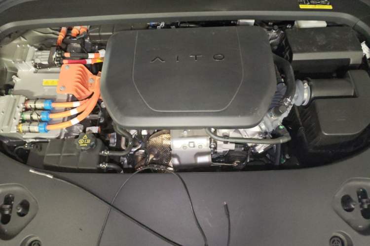 Used Hima AITO M9 2025 Extended-Range Ultra Version 52 kWh 6-Seater Engine Bay