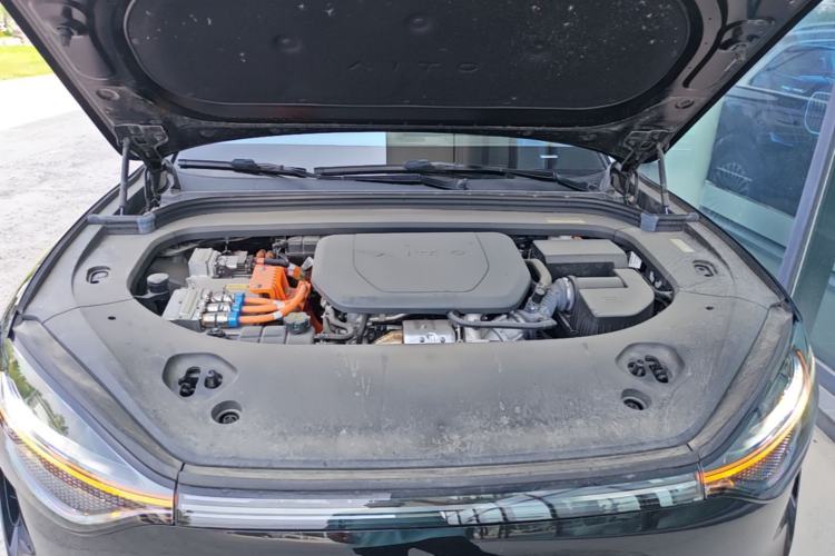 Used Hima AITO M9 2025 Extended-Range Ultra Version 52 kWh 6-Seater Engine Bay