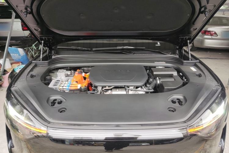 Used Hima AITO M9 2025 Model Range-Extended Ultra Edition 52kWh 6-seater (896-line LiDAR) Engine Bay