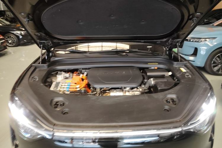 Used Hima AITO M9 2025 Extended-Range Ultra Version 52 kWh 6-Seater Engine Bay