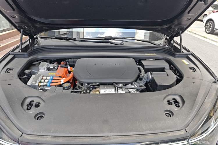 Used Hima AITO M9 2025 Extended-Range Ultra Version 52 kWh 6-Seater Engine Bay