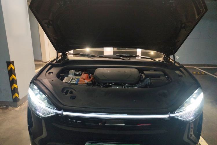 Used Hima AITO M9 2025 Extended-Range Ultra Version 52 kWh 6-Seater Engine Bay