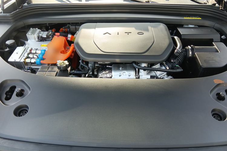 Used Hima AITO M9 2025 Extended-Range Ultra Version 52 kWh 6-Seater Engine Bay