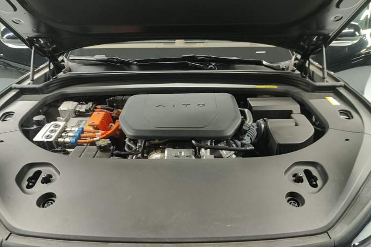 Used Hima AITO M9 2025 Extended-Range Ultra Version 52 kWh 5-Seater Edition Engine Bay