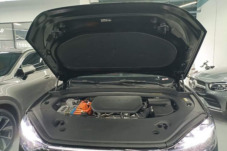Used Hima AITO M9 2025 Extended-Range Max Version 52 kWh 6-Seater Edition Engine Bay