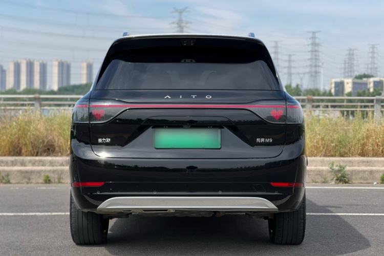 Used Hima AITO M9 2025 Extended-Range Ultra Version 52 kWh 6-Seater Exterior 1