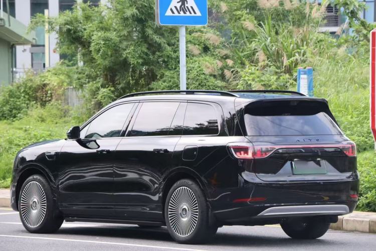 Used Hima AITO M9 2025 Extended-Range Ultra Version 52 kWh 6-Seater Exterior 2