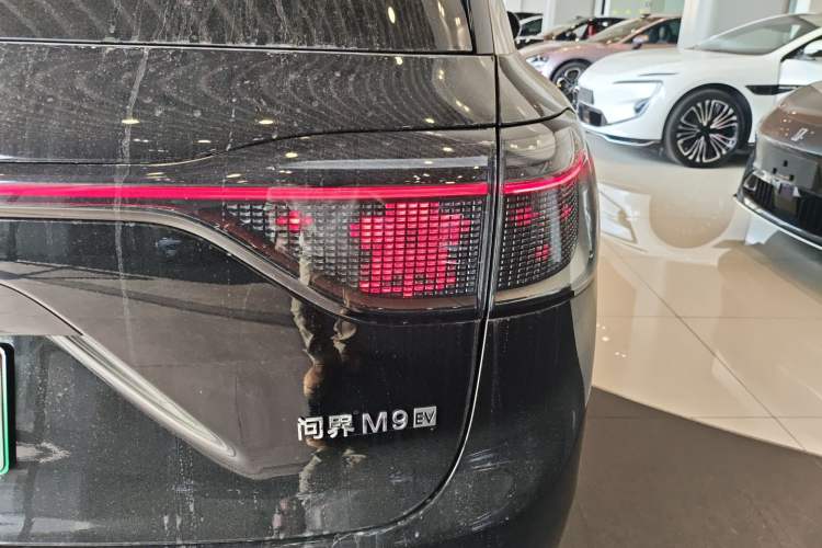 Used Hima AITO M9 2025 Model Pure Electric Ultra Edition 100kWh 6-seater (896-line LiDAR) Exterior 3