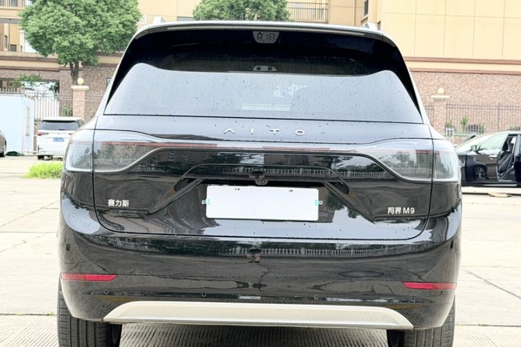 Used Hima AITO M9 2025 Extended-Range Ultra Version 52 kWh 6-Seater Exterior 3