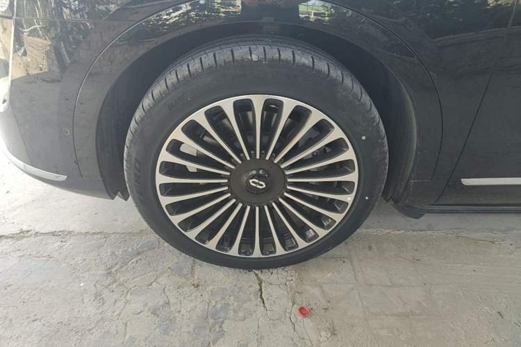 Used Hima AITO M9 2025 Extended-Range Ultra Version 52 kWh 6-Seater Exterior 4