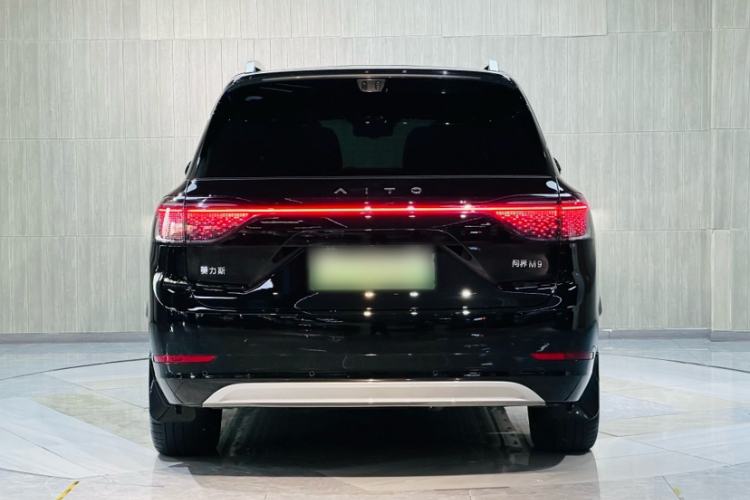 Used Hima AITO M9 2025 Extended-Range Ultra Version 52 kWh 6-Seater Exterior 4