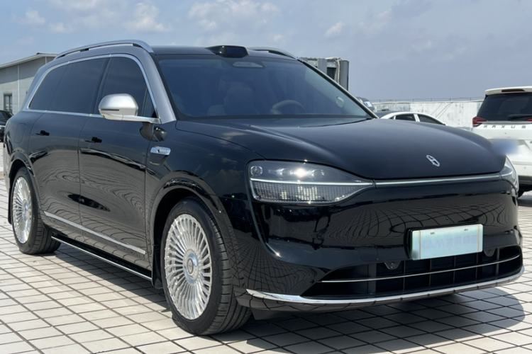 Used Hima AITO M9 2025 Extended-Range Ultra Version 52 kWh 5-Seater Edition Exterior 4