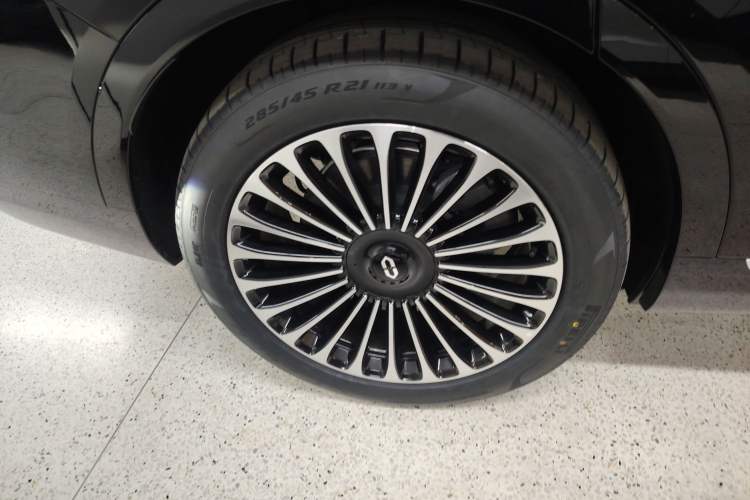 Used Hima AITO M9 2025 Extended-Range Ultra Version 52 kWh 6-Seater Exterior 5