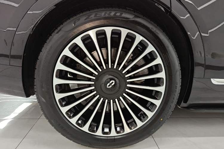 Used Hima AITO M9 2025 Extended-Range Ultra Version 52 kWh 6-Seater Exterior 5
