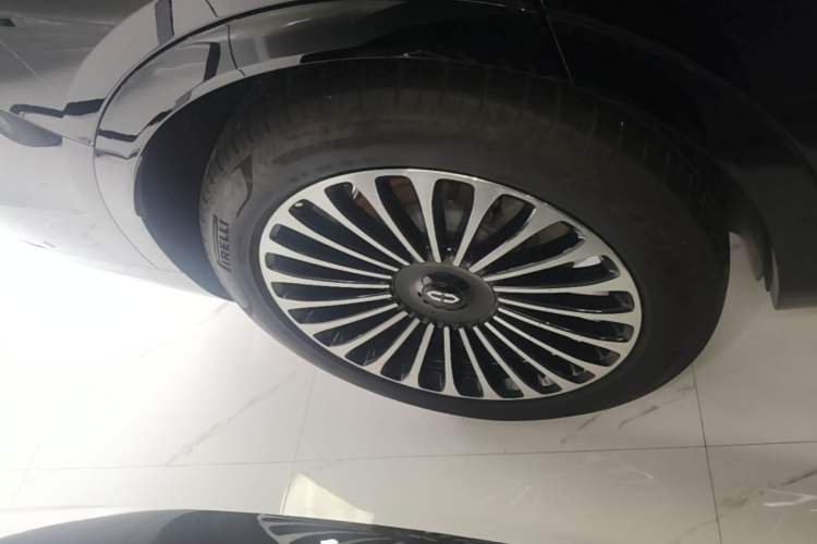 Used Hima AITO M9 2025 Extended-Range Ultra Version 52 kWh 6-Seater Exterior 5