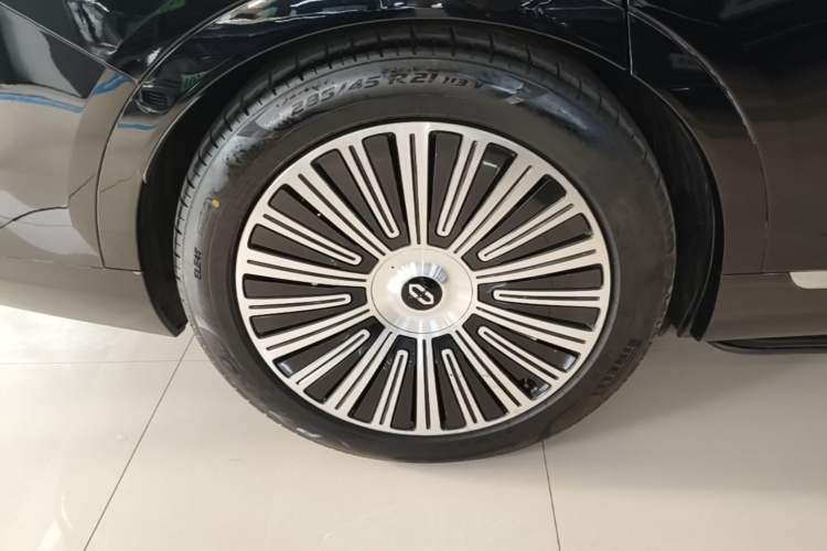 Used Hima AITO M9 2025 Extended-Range Ultra Version 52 kWh 6-Seater Exterior 5