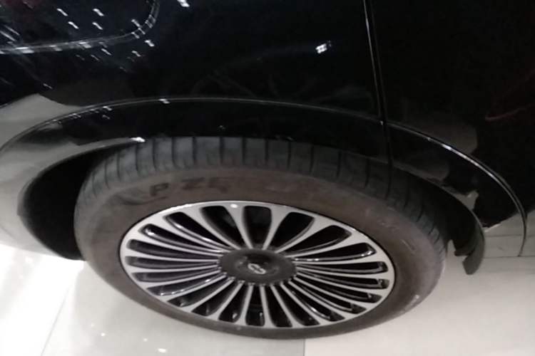 Used Hima AITO M9 2025 Extended-Range Ultra Version 52 kWh 6-Seater Exterior 5