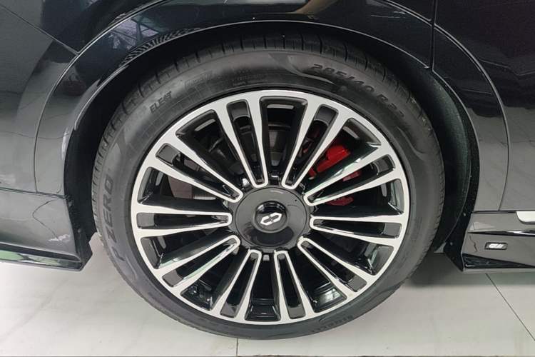 Used Hima AITO M9 2025 Extended-Range Ultra Version 52 kWh 6-Seater Exterior 5