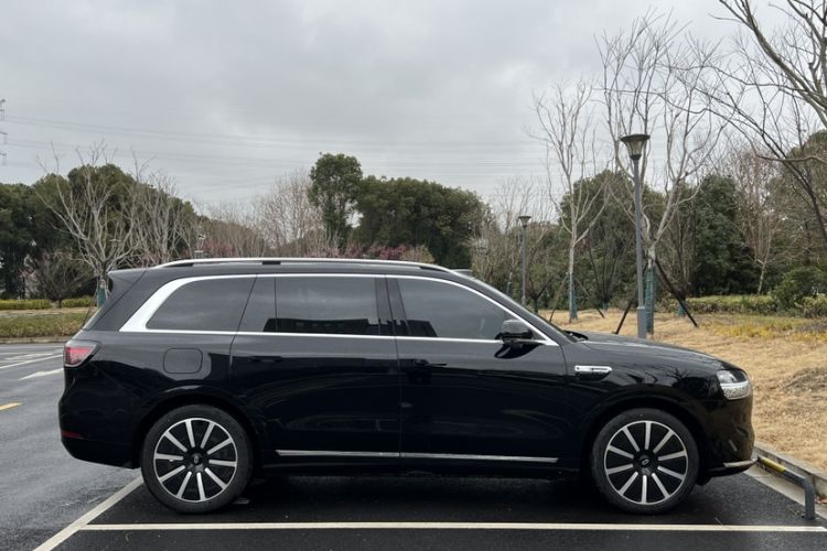 Used Hima AITO M9 2025 Extended-Range Ultra Version 52 kWh 6-Seater Exterior 5