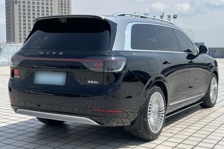 Used Hima AITO M9 2025 Extended-Range Ultra Version 52 kWh 5-Seater Edition Exterior 5