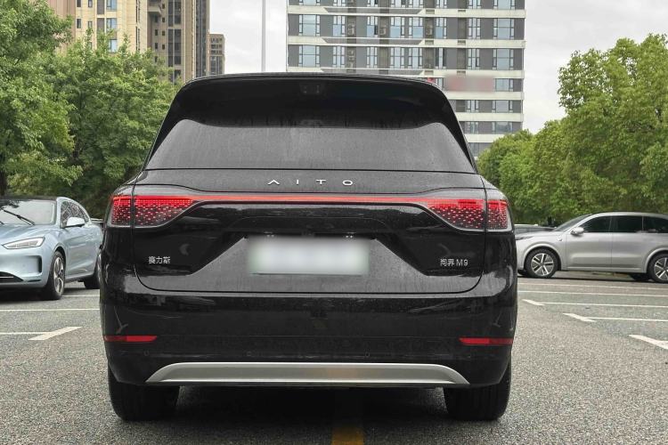 Used Hima AITO M9 2025 Extended-Range Max Version 52 kWh 6-Seater Edition Exterior 5