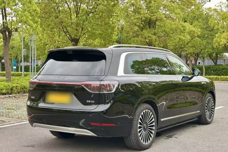 Used Hima AITO M9 2025 Extended-Range Ultra Version 52 kWh 6-Seater Exterior 7