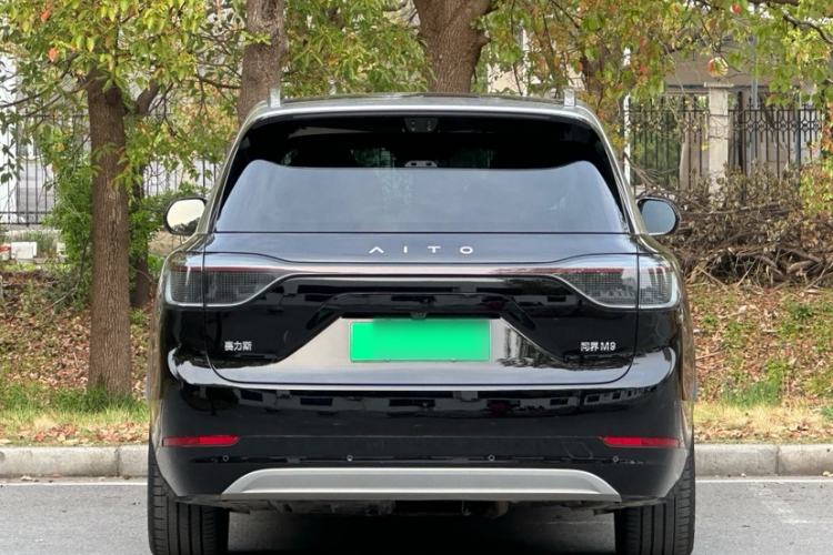 Used Hima AITO M9 2025 Extended-Range Ultra Version 52 kWh 6-Seater Exterior 8