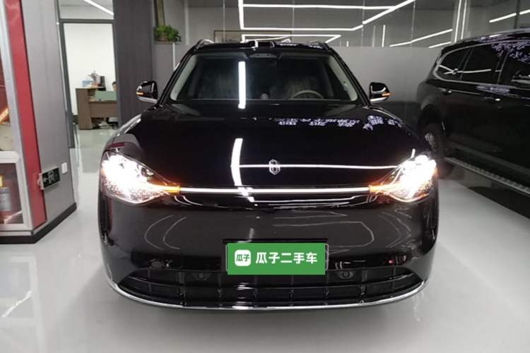 Used Hima AITO M9 2025 Extended-Range Ultra Version 52 kWh 5-Seater Edition Front